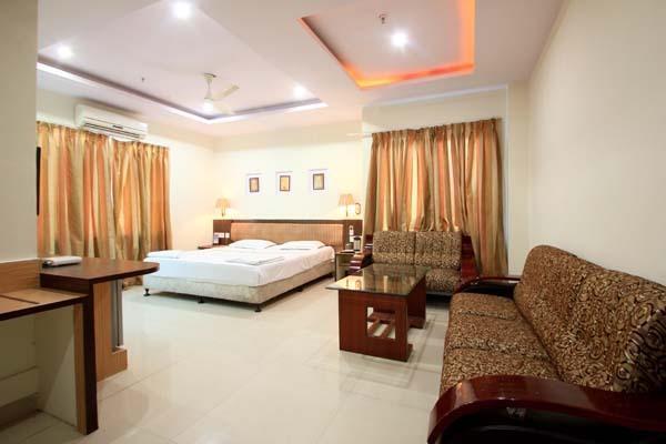 Hotel Sitara Royal Хайдарабад Экстерьер фото